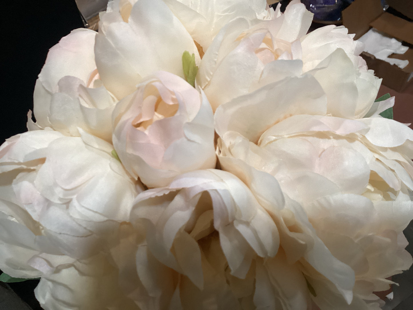 Peony Bouquet BEIGE