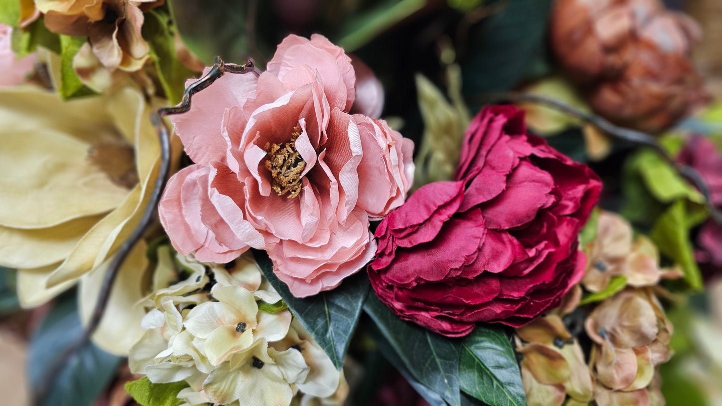 Magnolia Arrangement